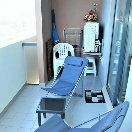 Apartment Rocha Tower 12c