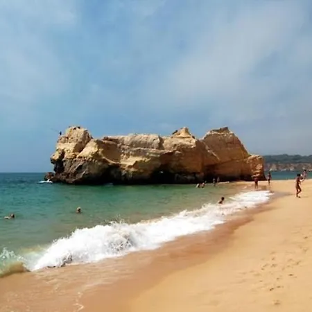 Apartment Rocha Tower 12c